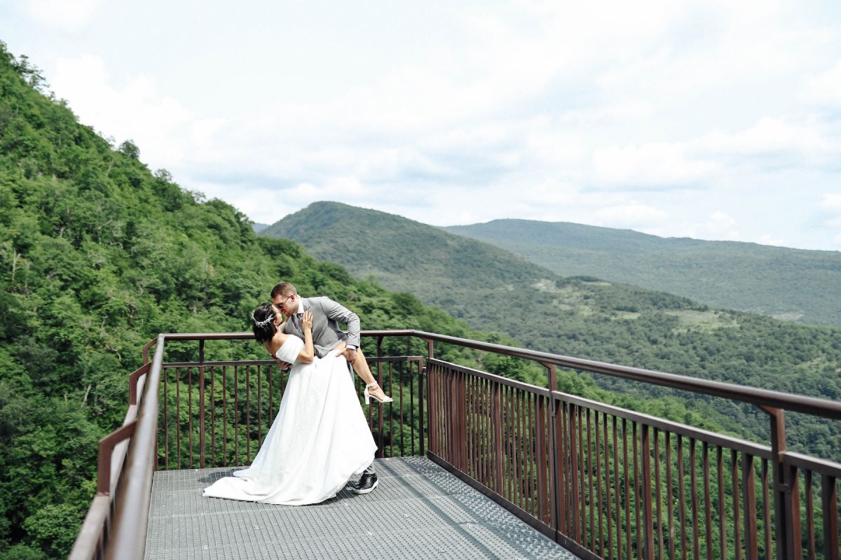 summer wedding in georgia ceremony